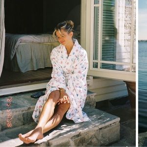 Djerf avenue summer berries bathrobe